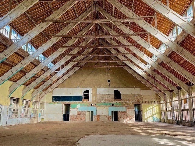 Ellecom - Turnhal interieur - 'Nevengeul' - 2025